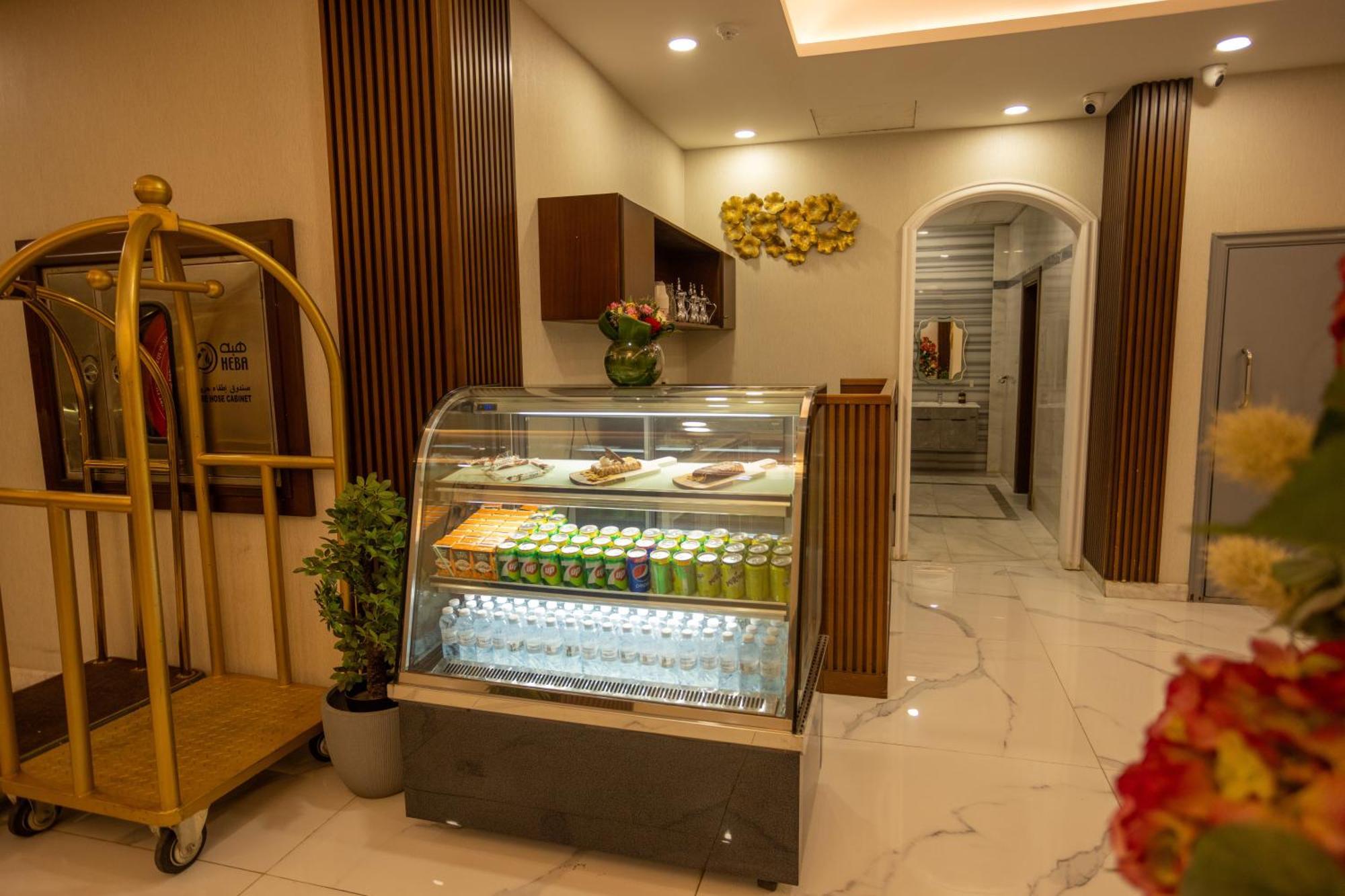 Laten Suites Andalus Mall Džidda Exteriér fotografie