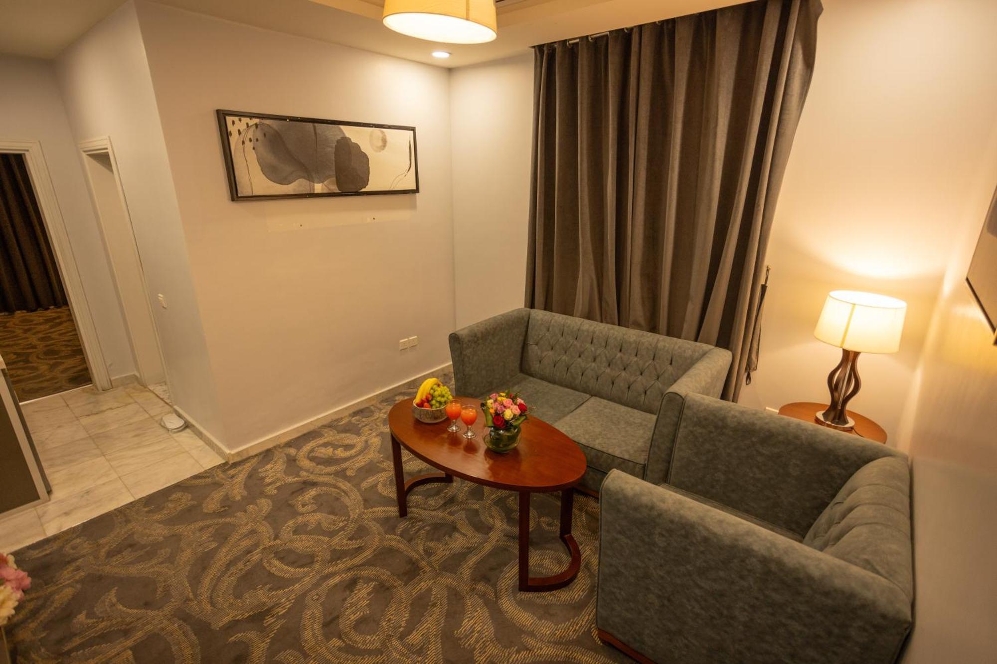 Laten Suites Andalus Mall Džidda Exteriér fotografie